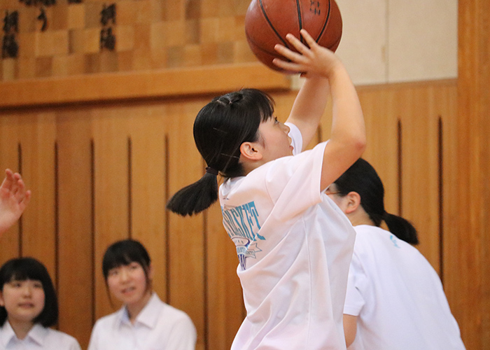 女子バスケ部